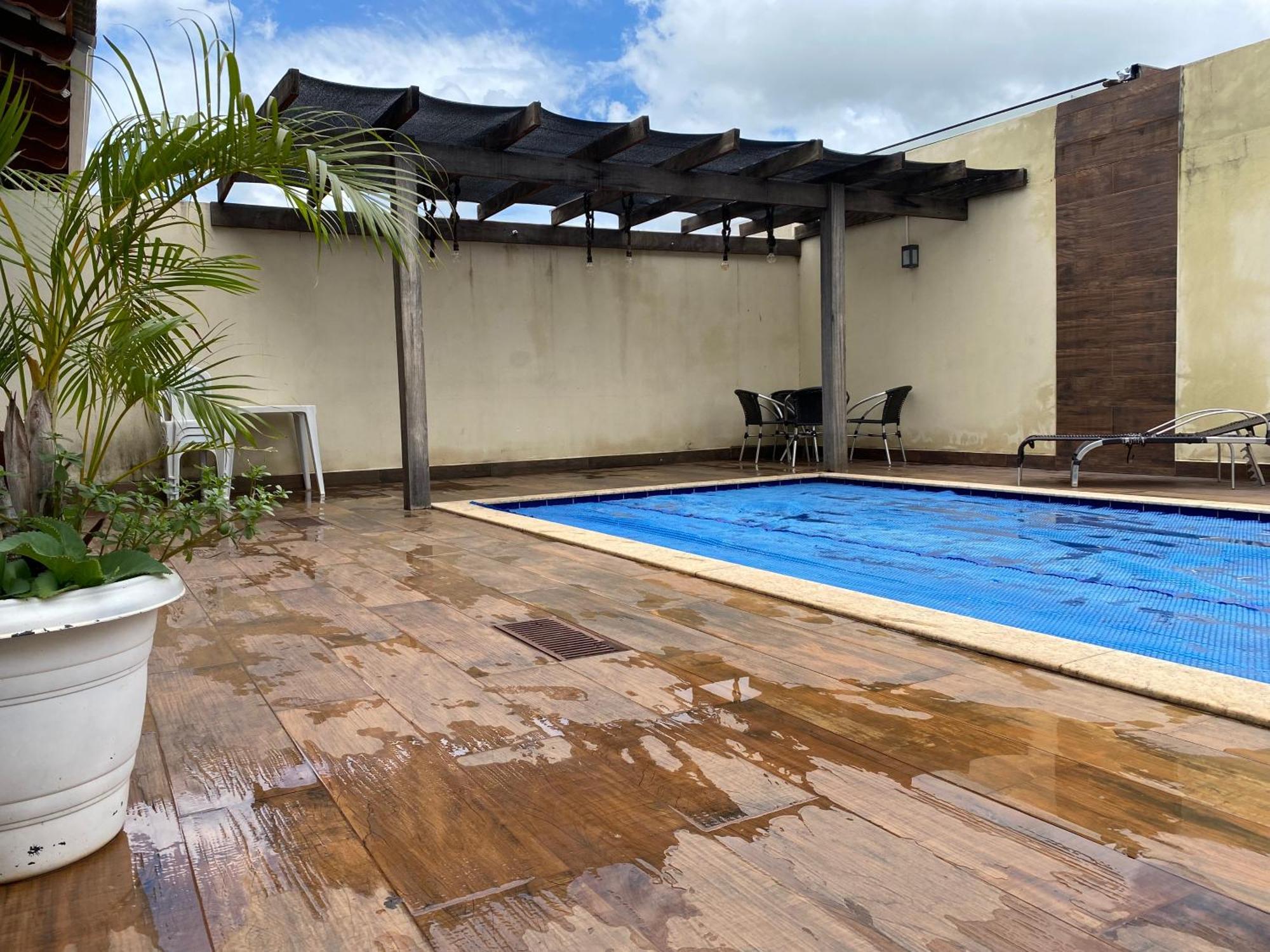 Casa Com Piscina E Duas Suites Perto Do Parque Lagoa Quente Caldas Novas Exterior photo