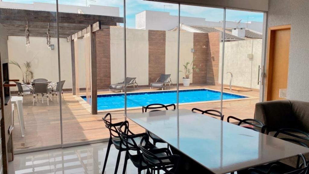 Casa Com Piscina E Duas Suites Perto Do Parque Lagoa Quente Caldas Novas Exterior photo
